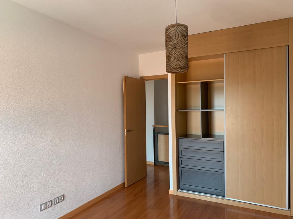 For sale of duplex in San Lorenzo de El Escorial