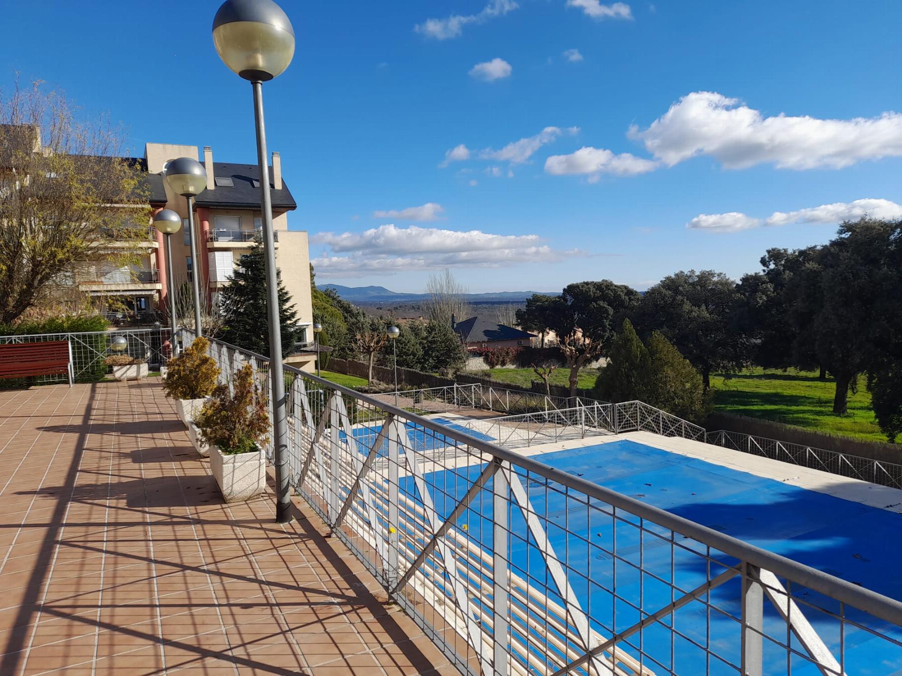 For sale of flat in El Escorial