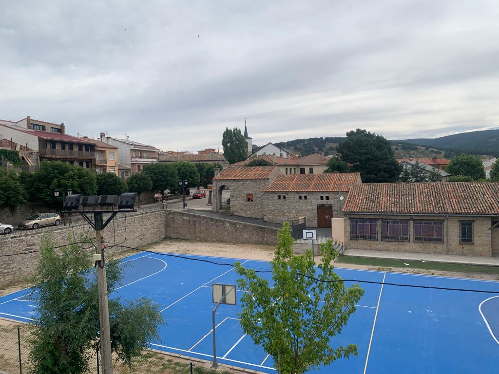 For sale of duplex in Peguerinos