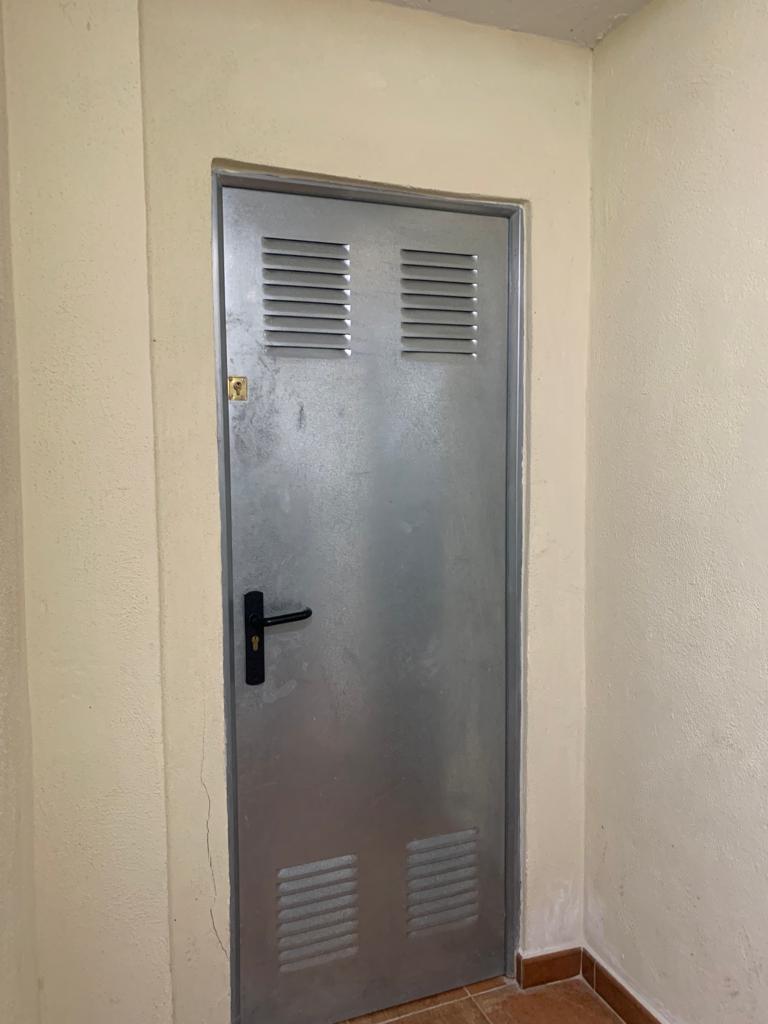 For sale of duplex in Peguerinos