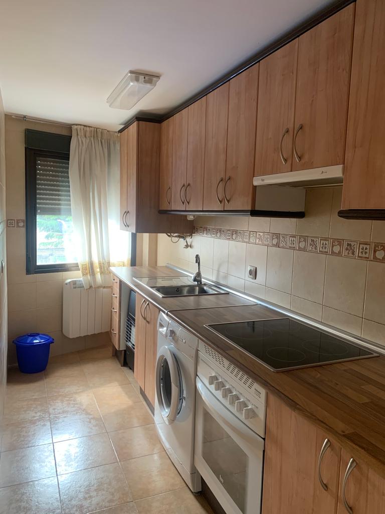 For sale of duplex in Peguerinos