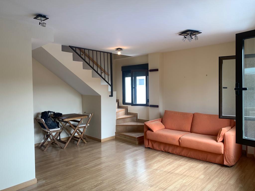 For sale of duplex in Peguerinos