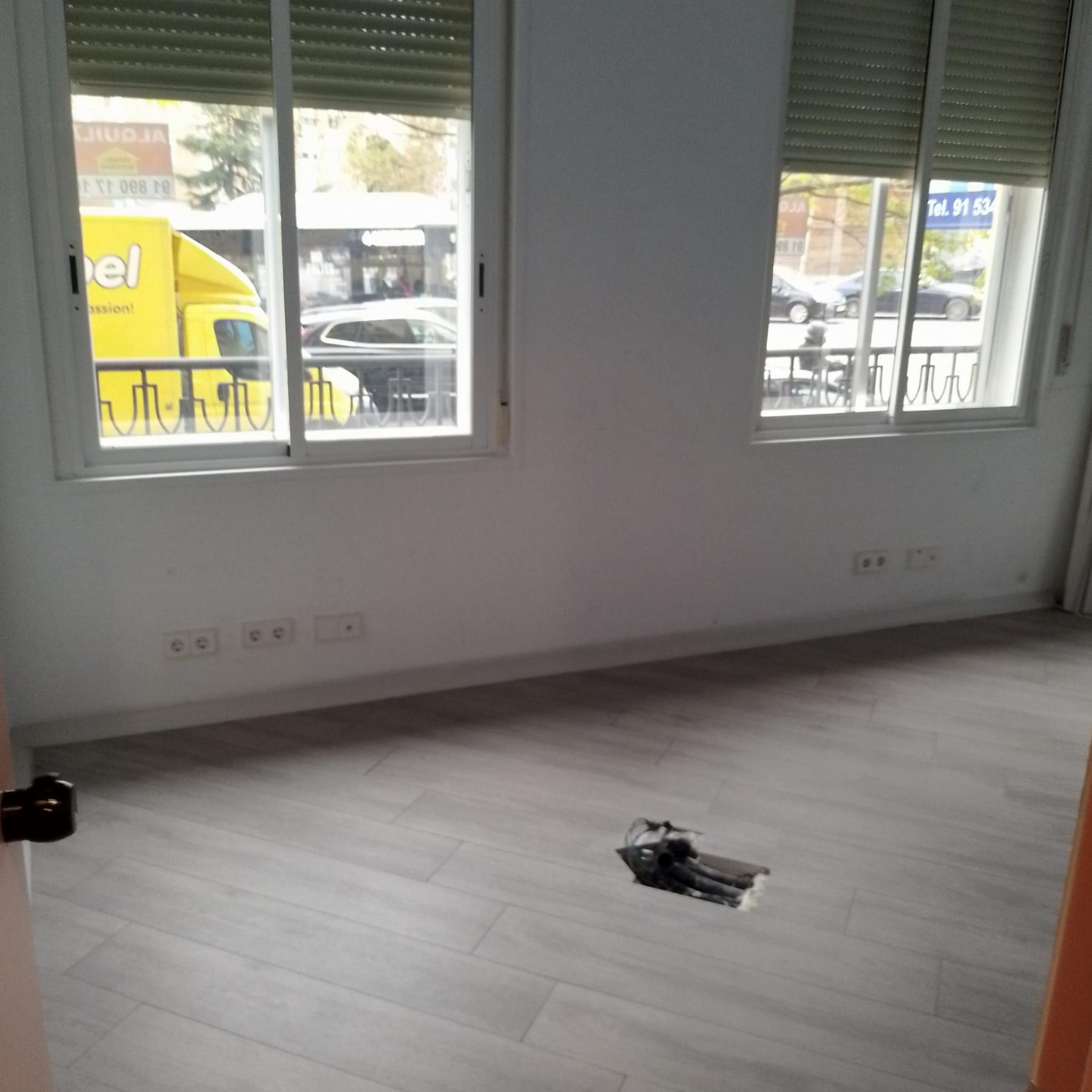 For rent of commercial in Madrid