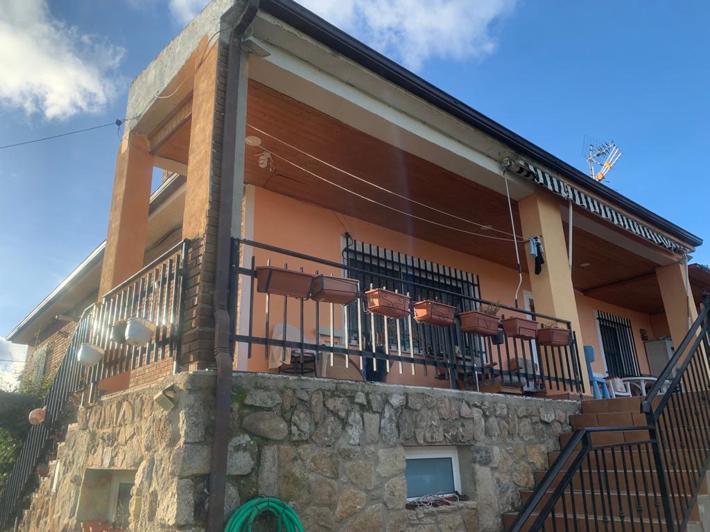 Venta de chalet en Fresnedilla de la Oliva