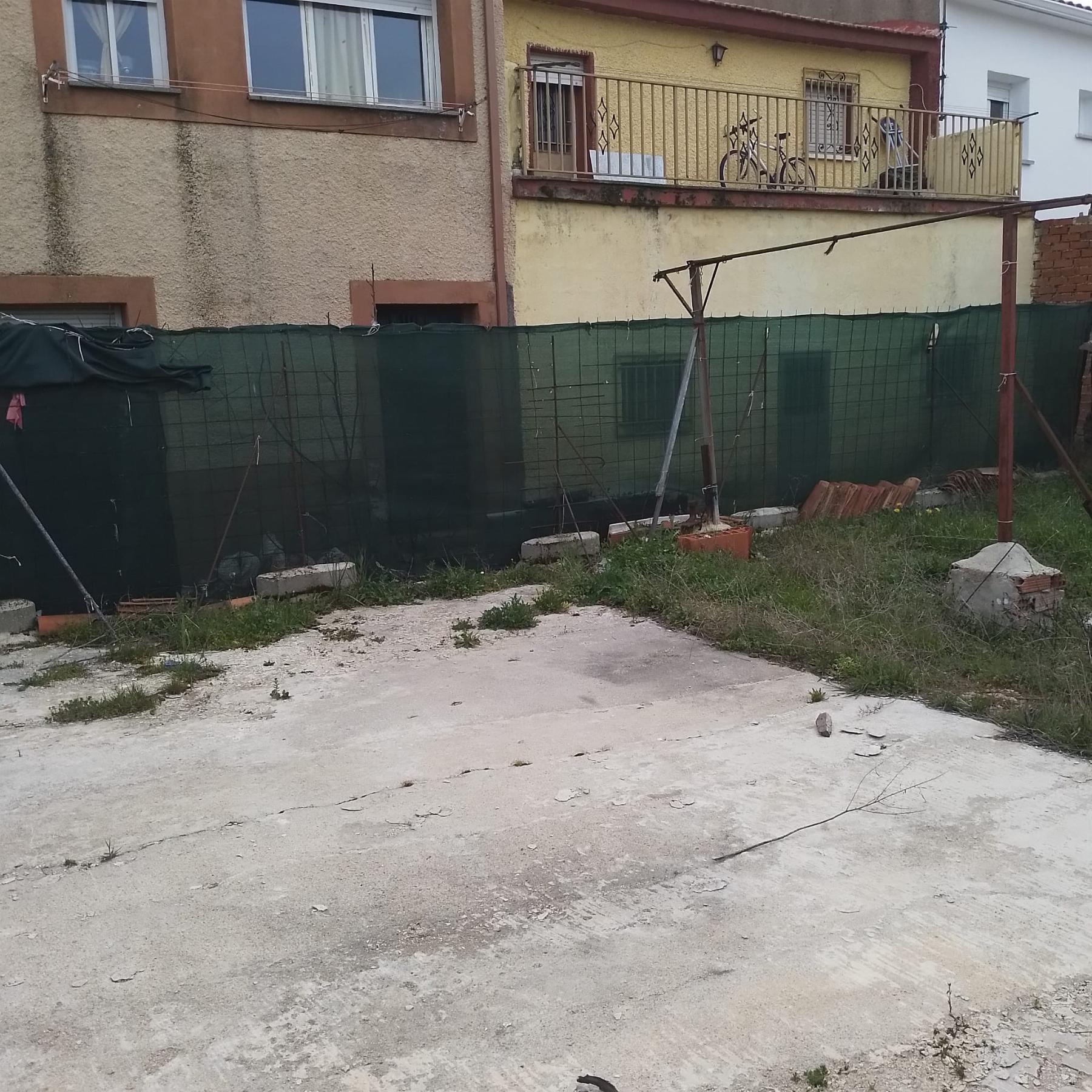 For sale of house in Robledo de Chavela