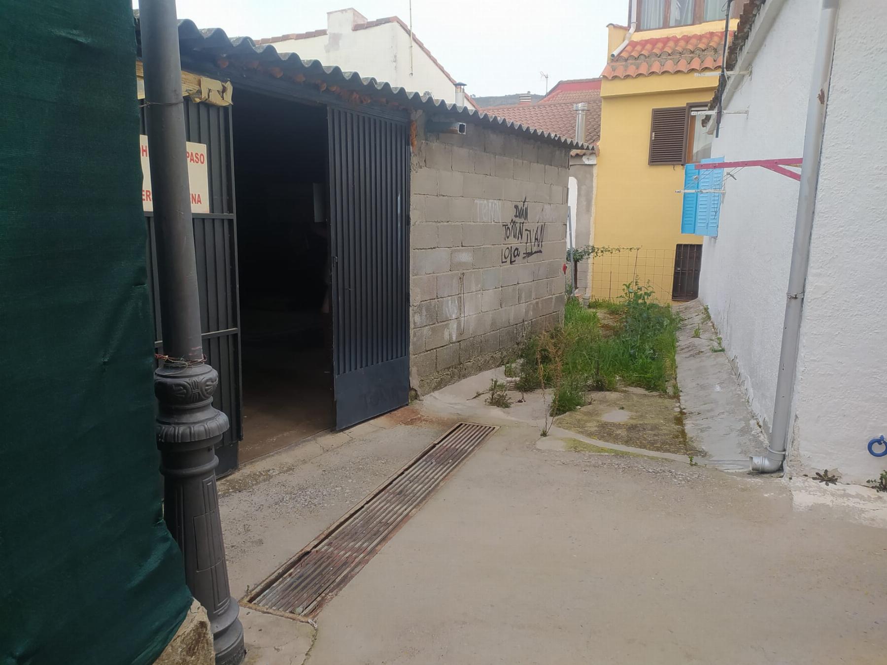 For sale of house in Robledo de Chavela