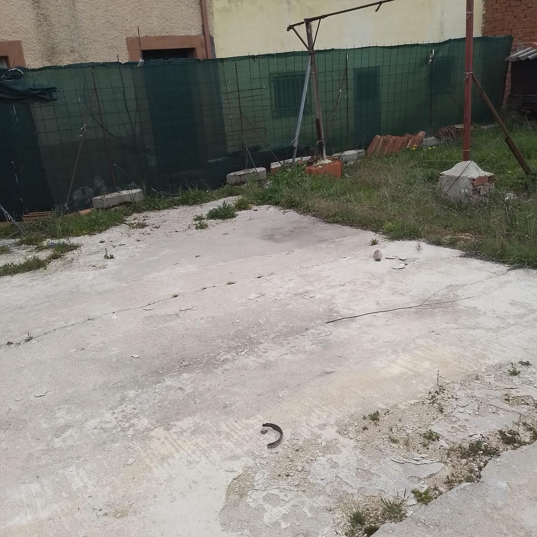 For sale of house in Robledo de Chavela
