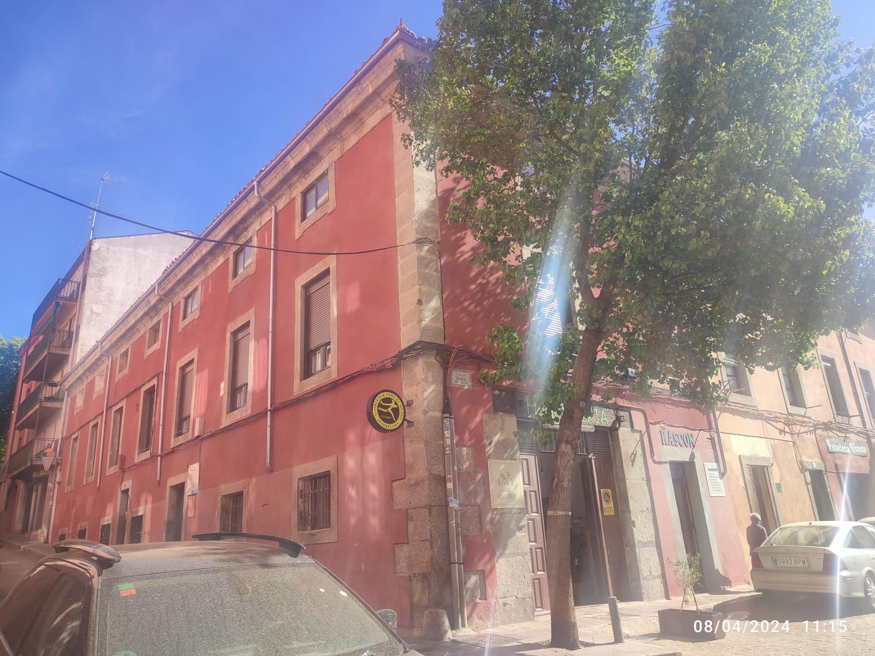 For sale of apartment in San Lorenzo de El Escorial