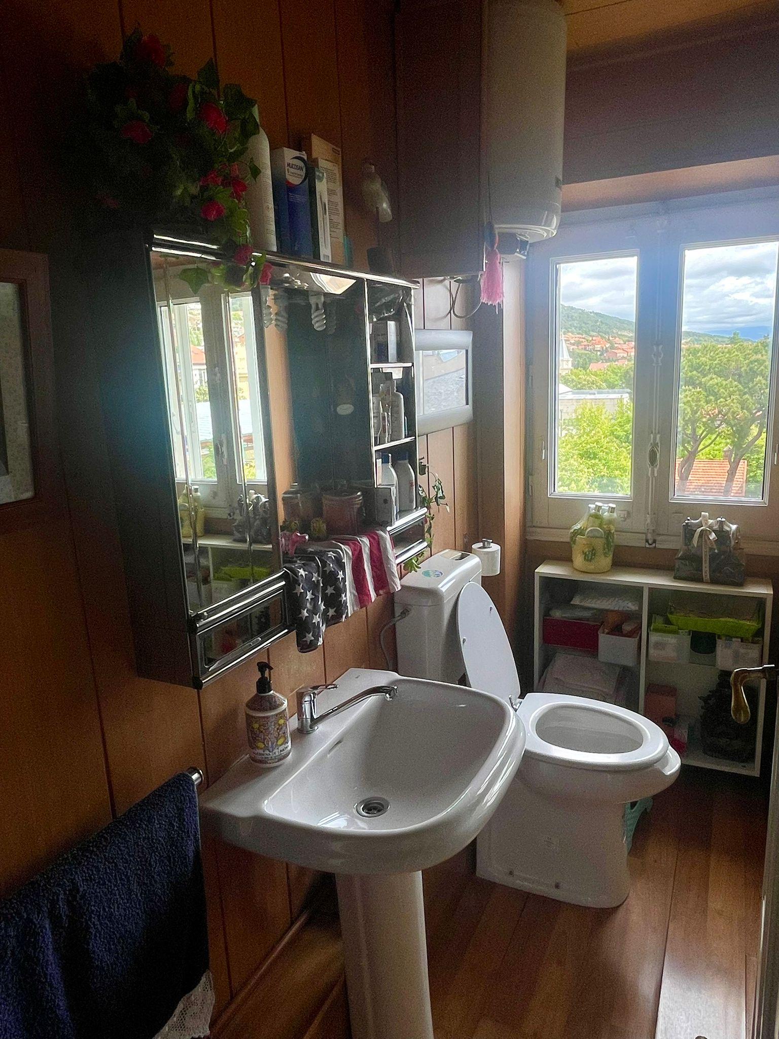 For sale of flat in San Lorenzo de El Escorial