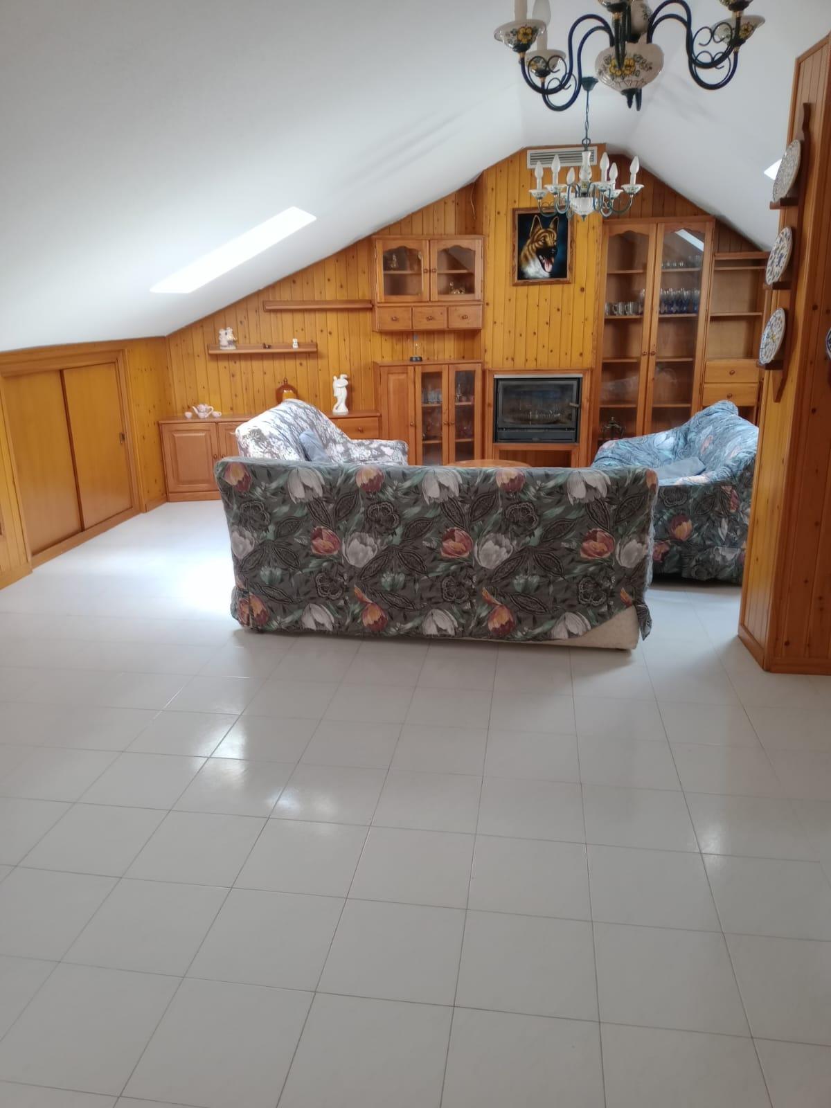For sale of duplex in El Escorial