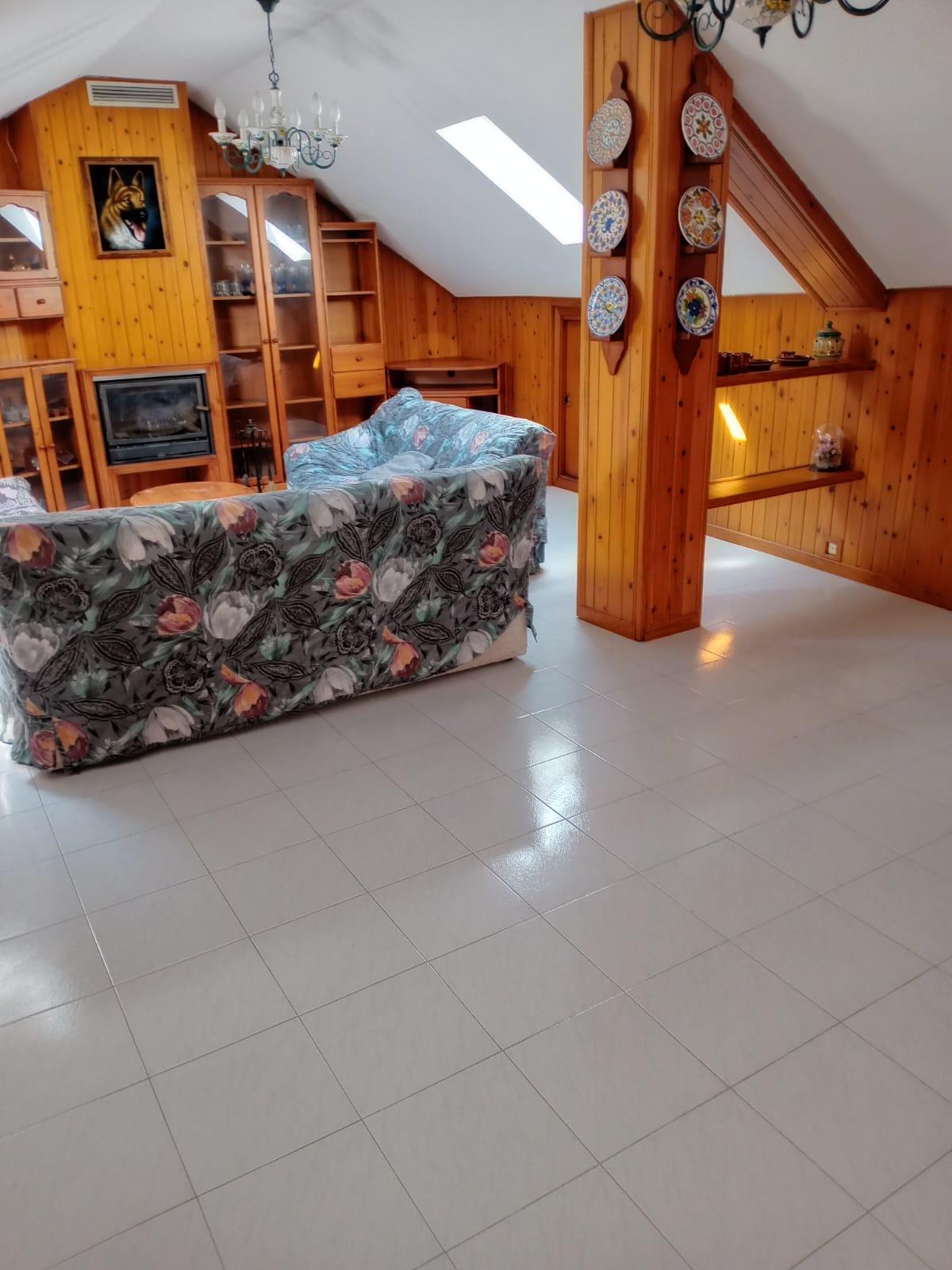For sale of duplex in El Escorial