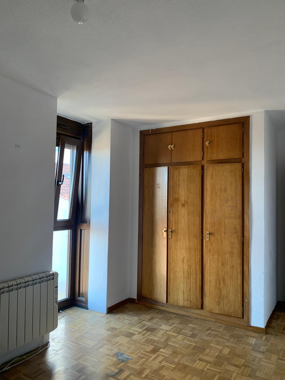 For sale of flat in San Lorenzo de El Escorial