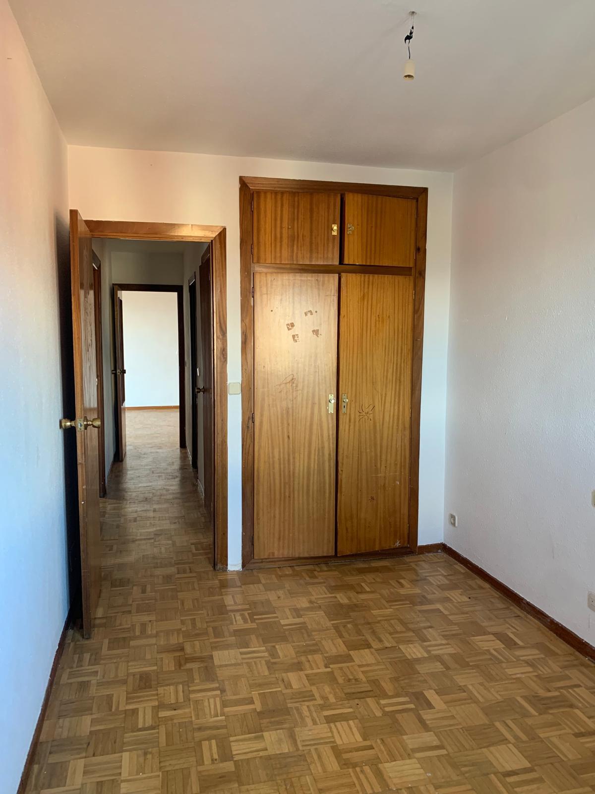 For sale of flat in San Lorenzo de El Escorial