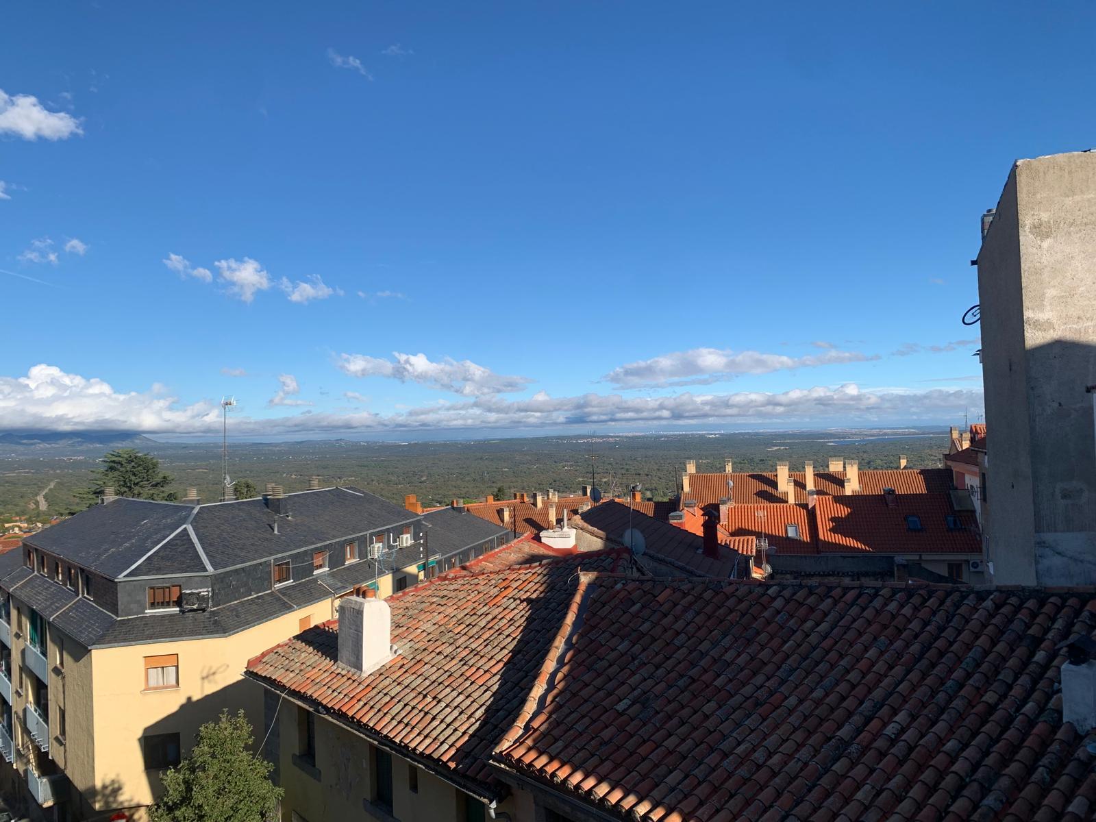 For sale of flat in San Lorenzo de El Escorial