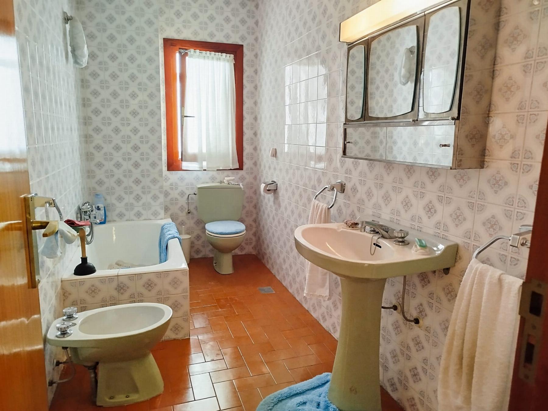For sale of house in Peguerinos