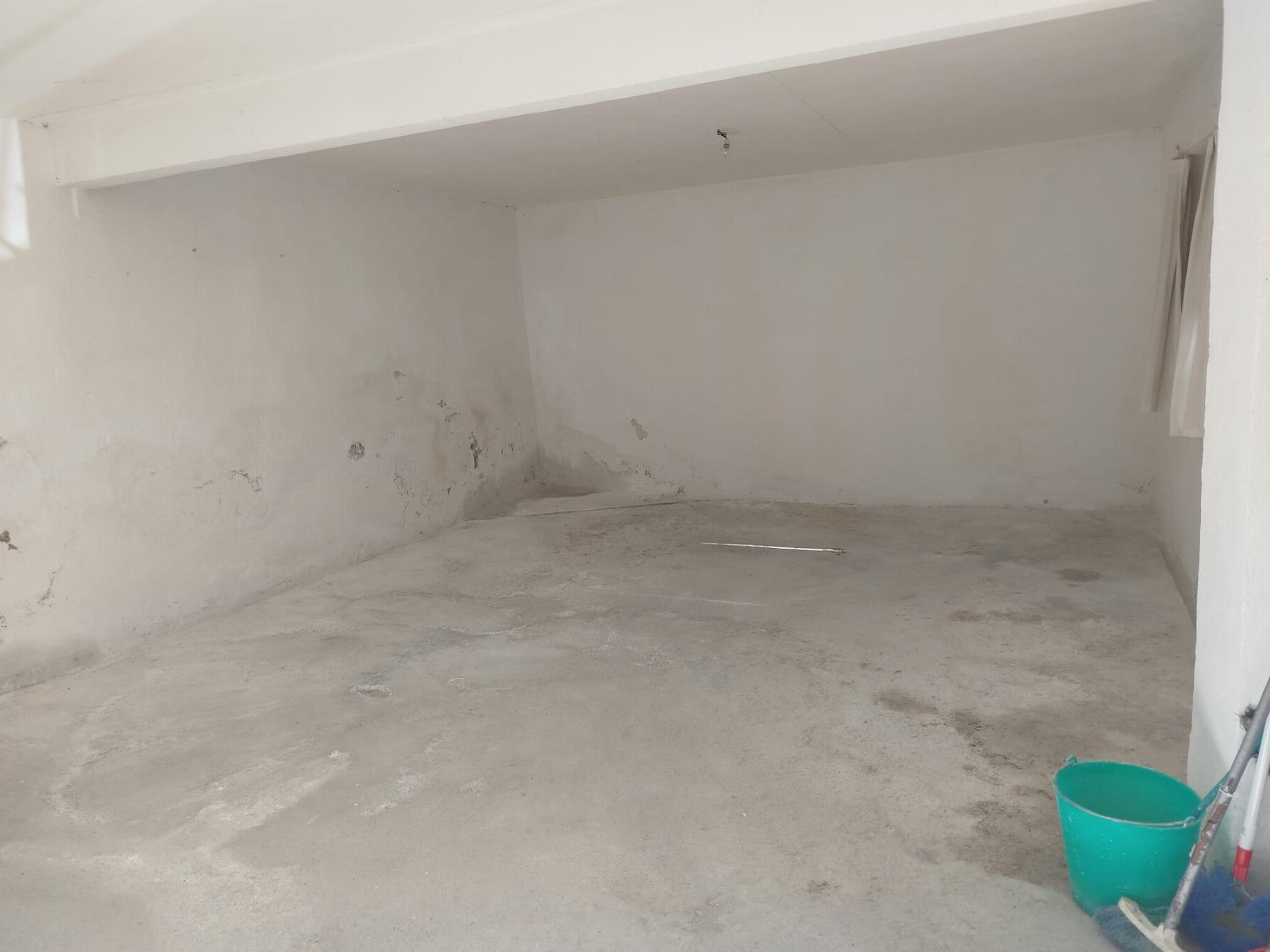 For sale of house in Peguerinos