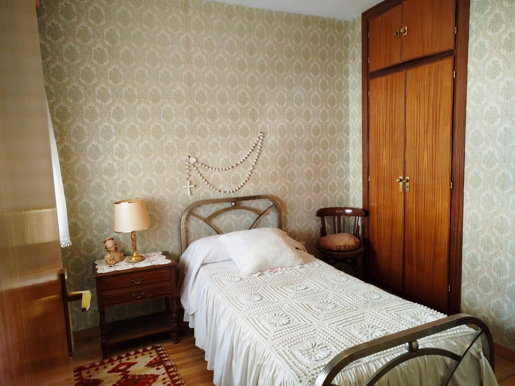 For sale of house in Peguerinos
