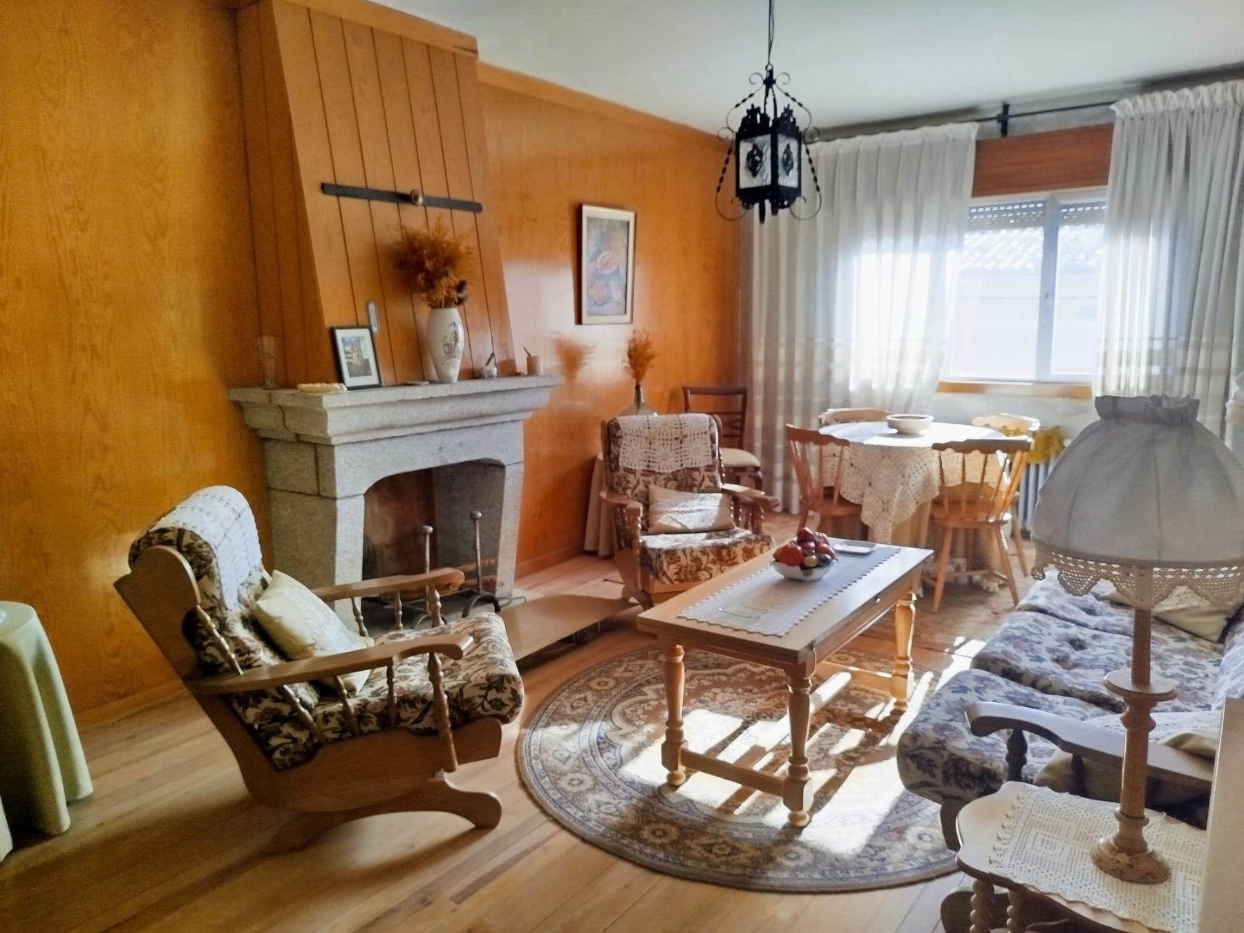 For sale of house in Peguerinos