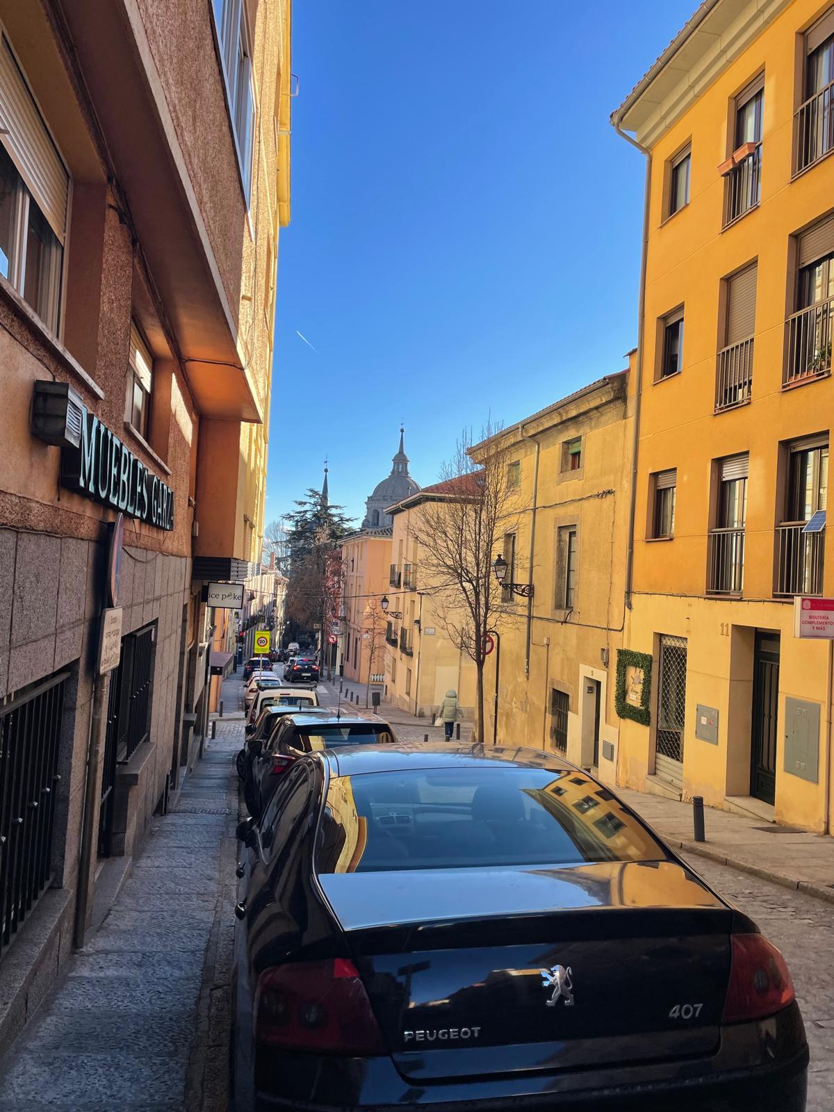 For sale of flat in San Lorenzo de El Escorial