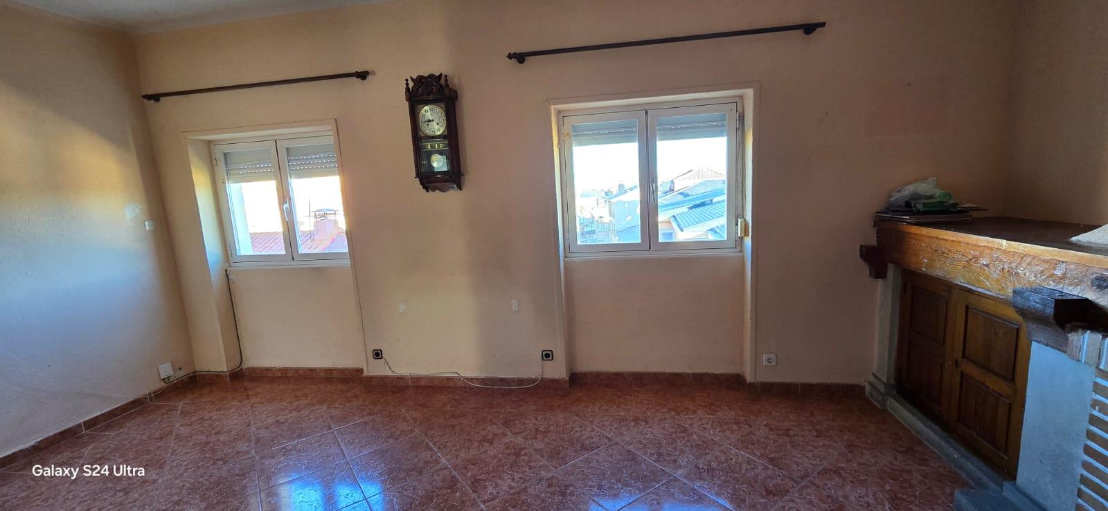 For sale of flat in San Lorenzo de El Escorial