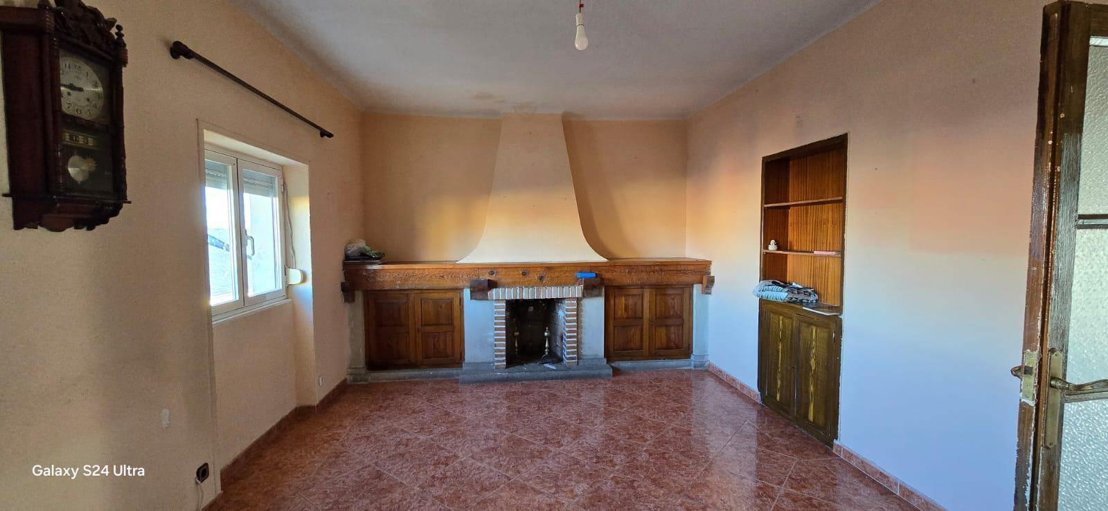 For sale of flat in San Lorenzo de El Escorial