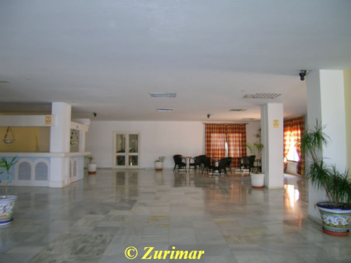 For rent of apartment in Roquetas de Mar