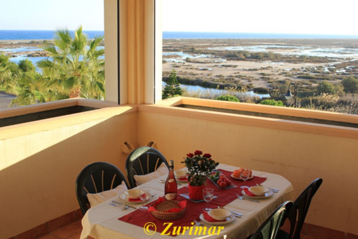 For rent of apartment in Roquetas de Mar