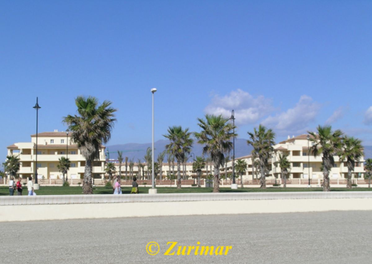 For rent of apartment in Roquetas de Mar