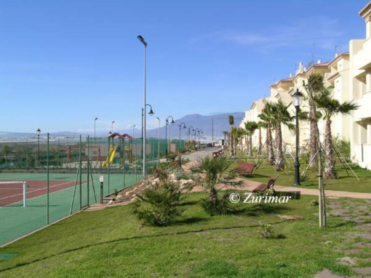 For rent of apartment in Roquetas de Mar