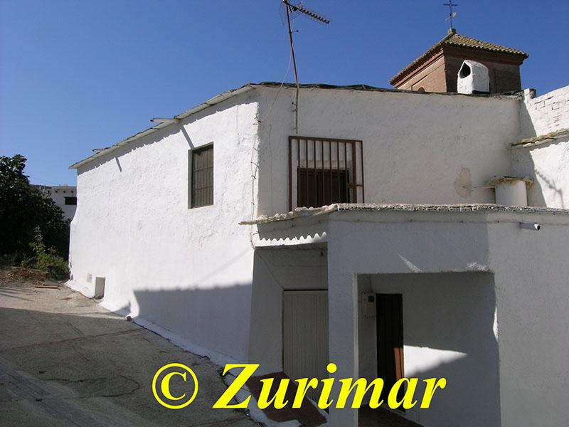 For share of house in Alcolea