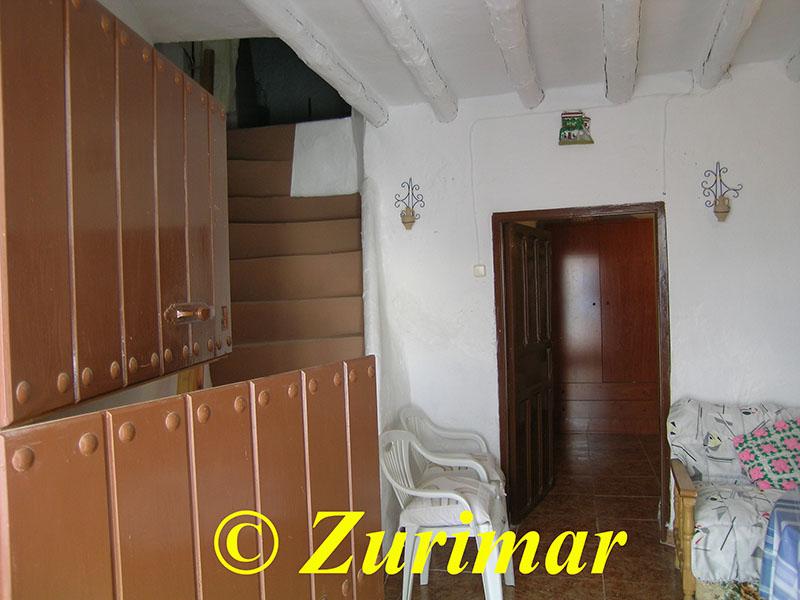 For share of house in Alcolea