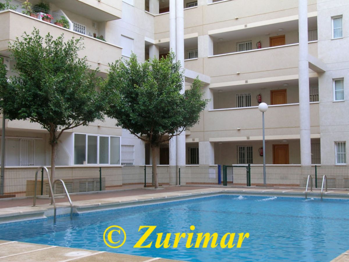 For rent of apartment in Roquetas de Mar