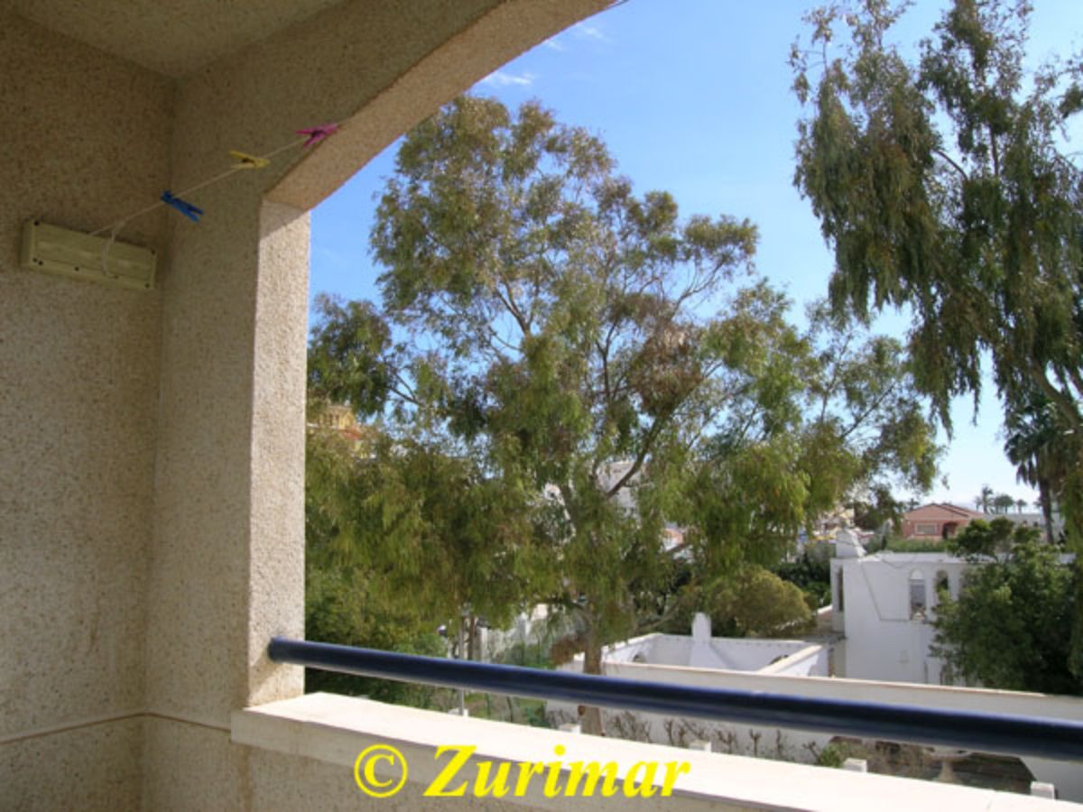 For rent of apartment in Roquetas de Mar