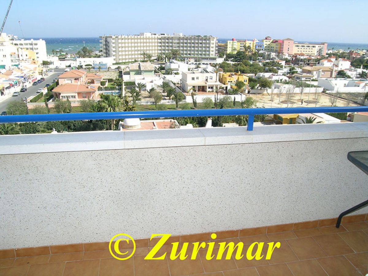 For rent of penthouse in Roquetas de Mar