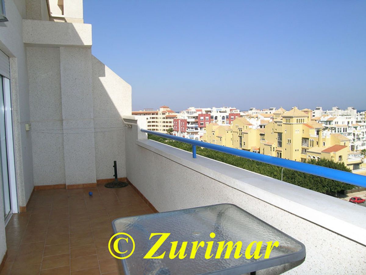 For rent of penthouse in Roquetas de Mar