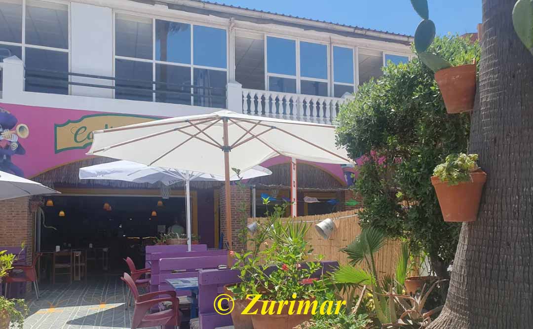 Venta de local comercial en Roquetas de Mar