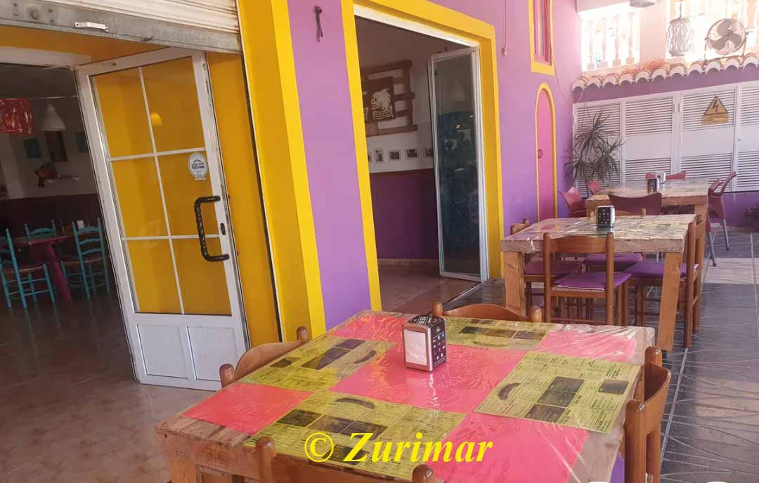 Venta de local comercial en Roquetas de Mar