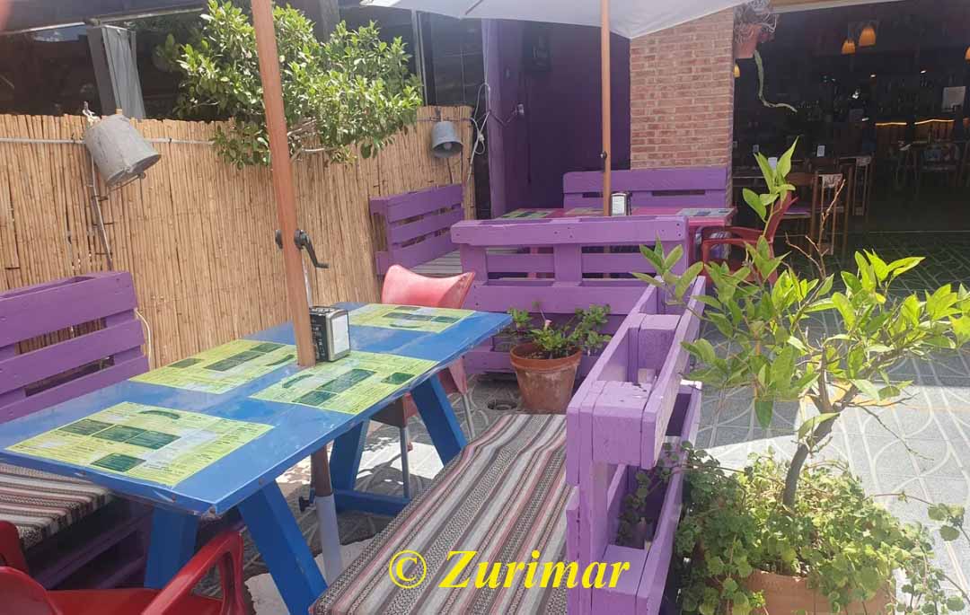 Venta de local comercial en Roquetas de Mar