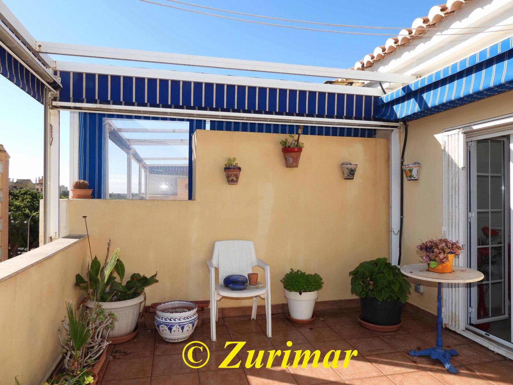Zu verkaufen von penthouse in
 Roquetas de Mar