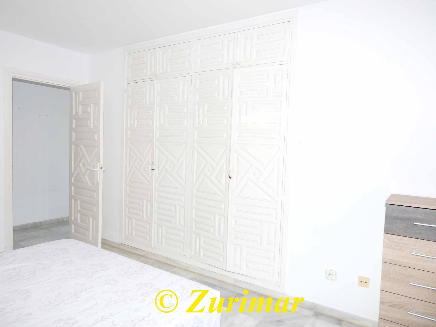 For rent of apartment in Roquetas de Mar