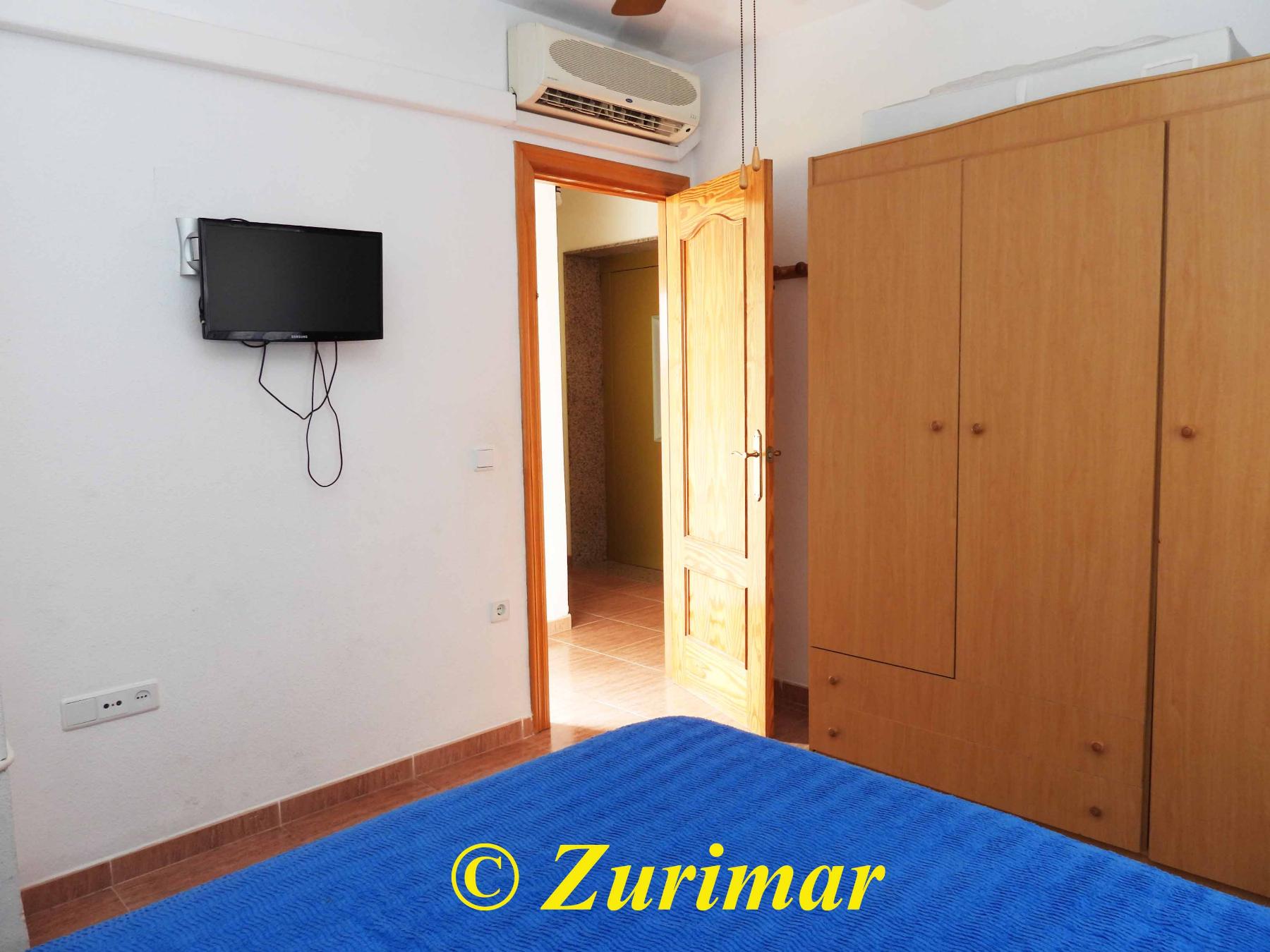 For sale of duplex in Roquetas de Mar