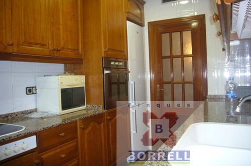 For rent of room in Lleida