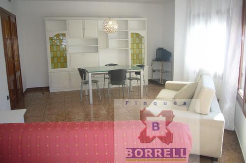 For rent of room in Lleida