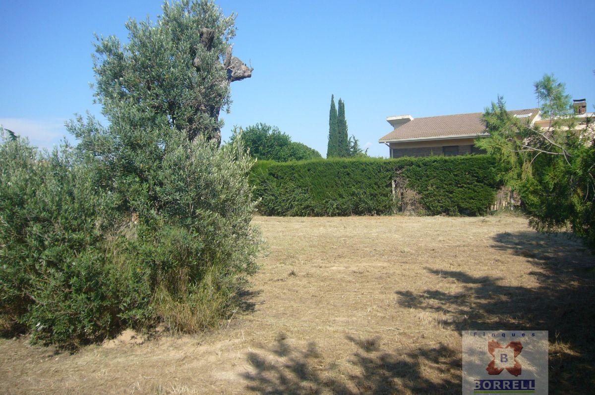 For sale of land in Lleida