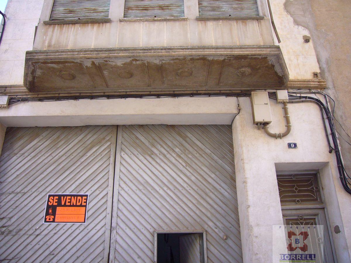 For sale of house in Torres de Segre