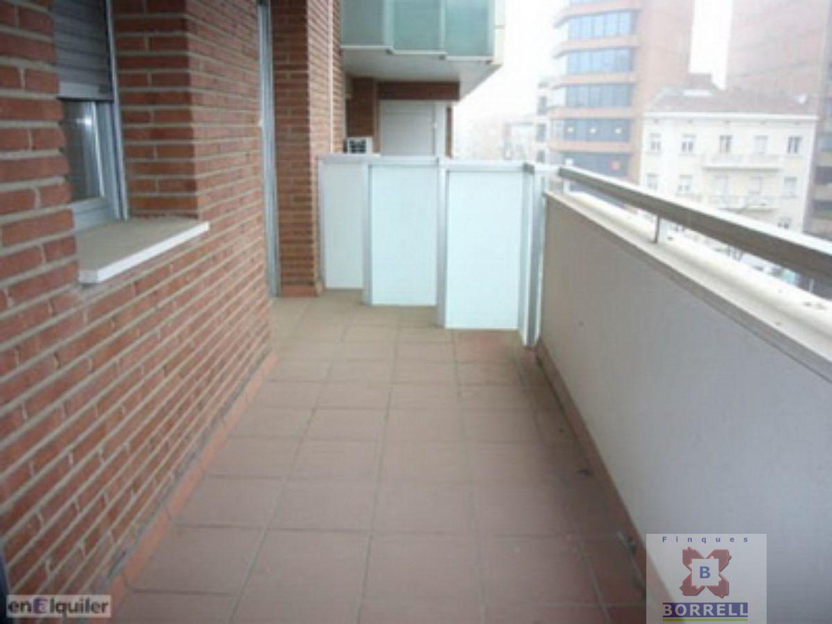 For rent of apartment in Lleida