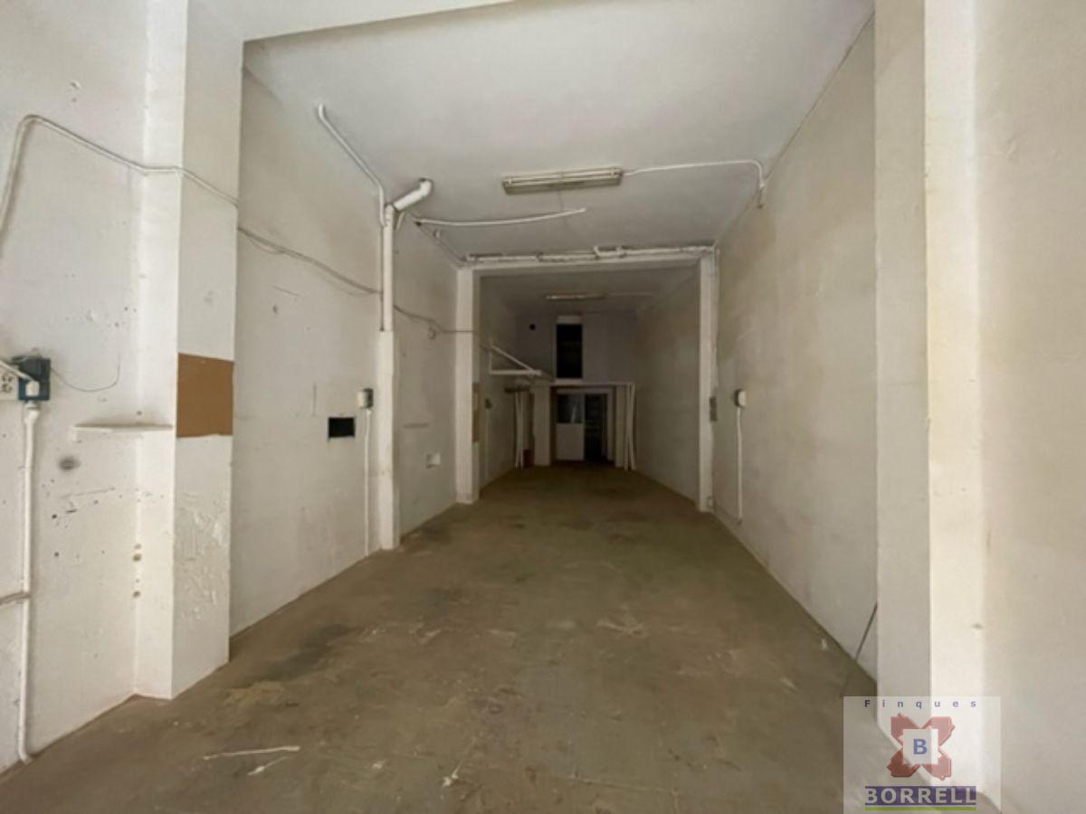 For rent of commercial in Lleida
