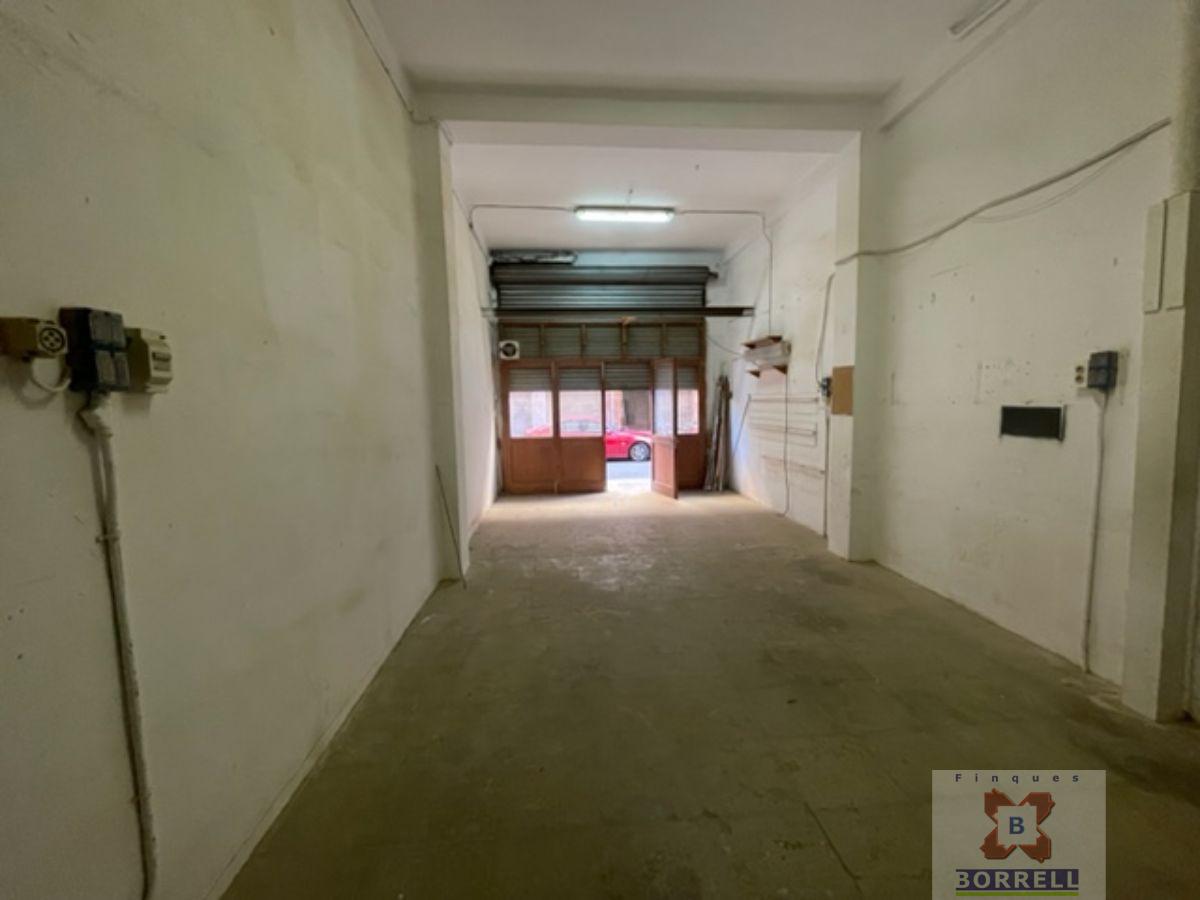 For rent of commercial in Lleida