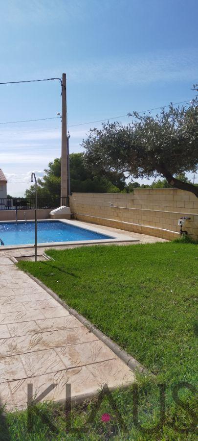 For sale of duplex in Alcanar