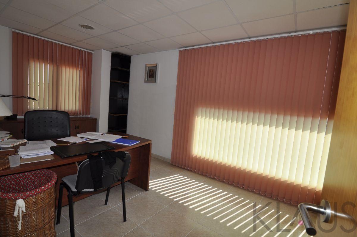 Venta de nave industrial en La Ràpita